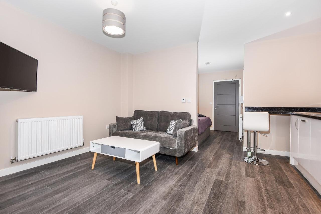Magna House Daire Egham Dış mekan fotoğraf